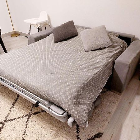 Cosy Home 2, 2 Chambres, 6 Personnes, 3 Min Gare, Parking سيرُجي المظهر الخارجي الصورة